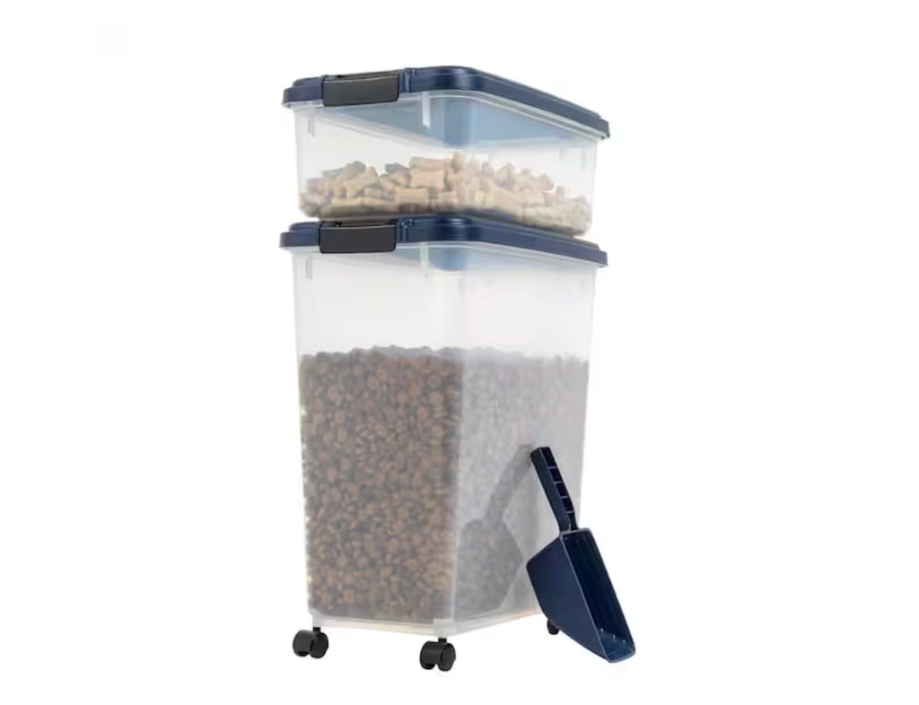 Airtight Pet Food Storage Combo with Scoop Z554906