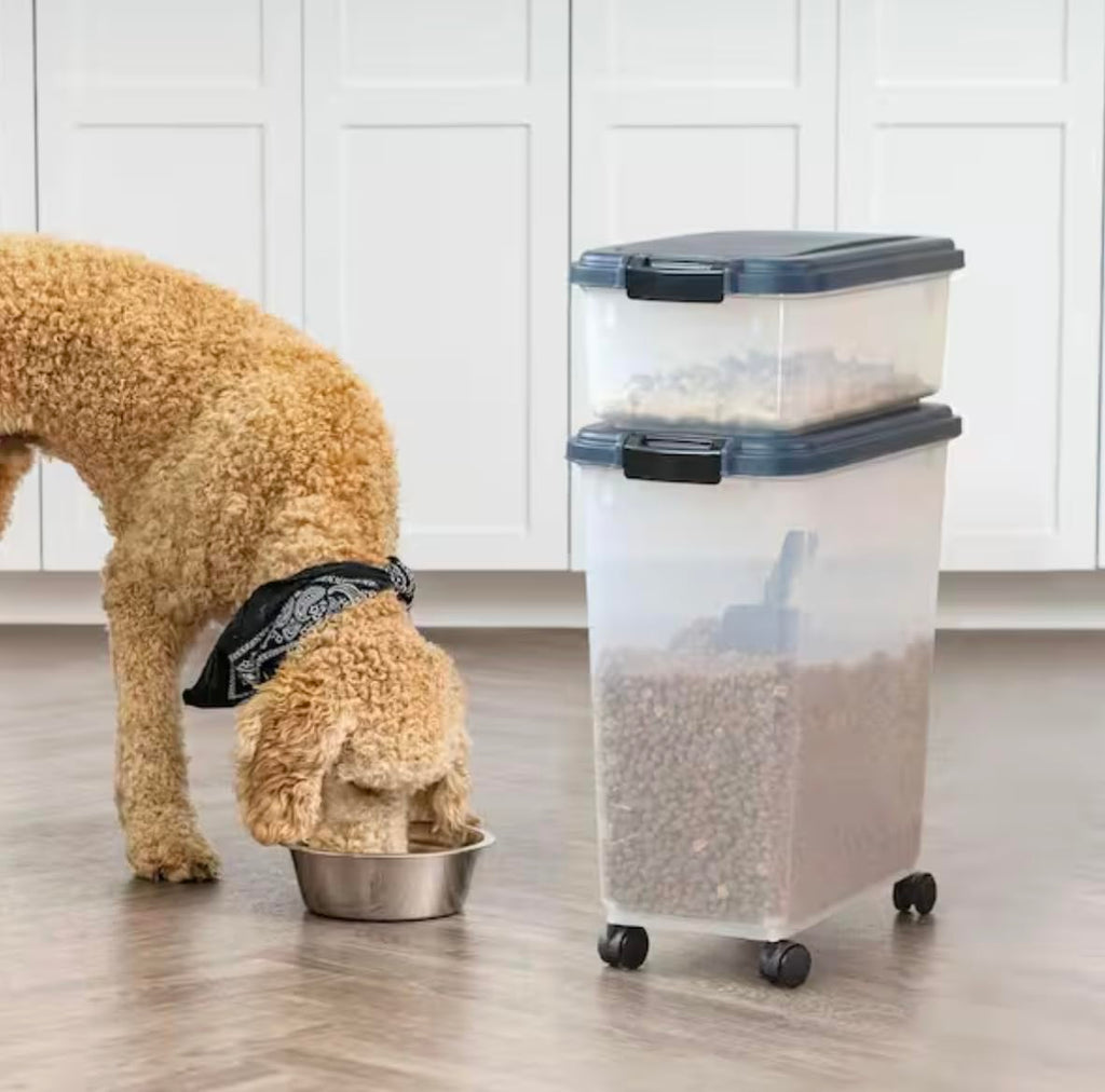 Airtight Pet Food Storage Combo with Scoop Z554906
