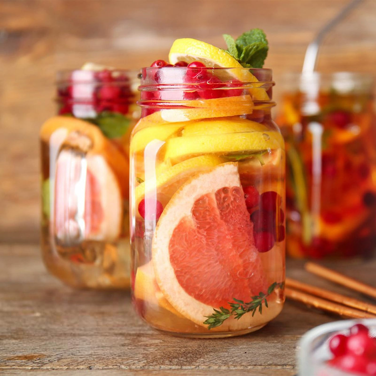 20 Pack 12 oz Clear Glass Mason Jars with Lids Q95665