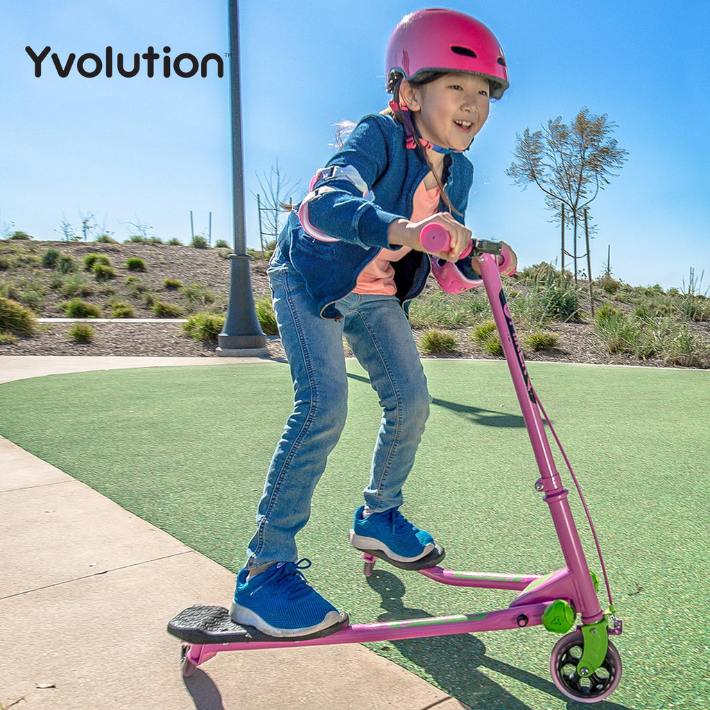 3-Wheel Wiggle Scooter with Hand Brake N88218